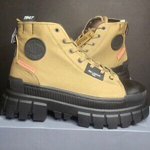 NWOT Palladium Revolt HI TX Olive